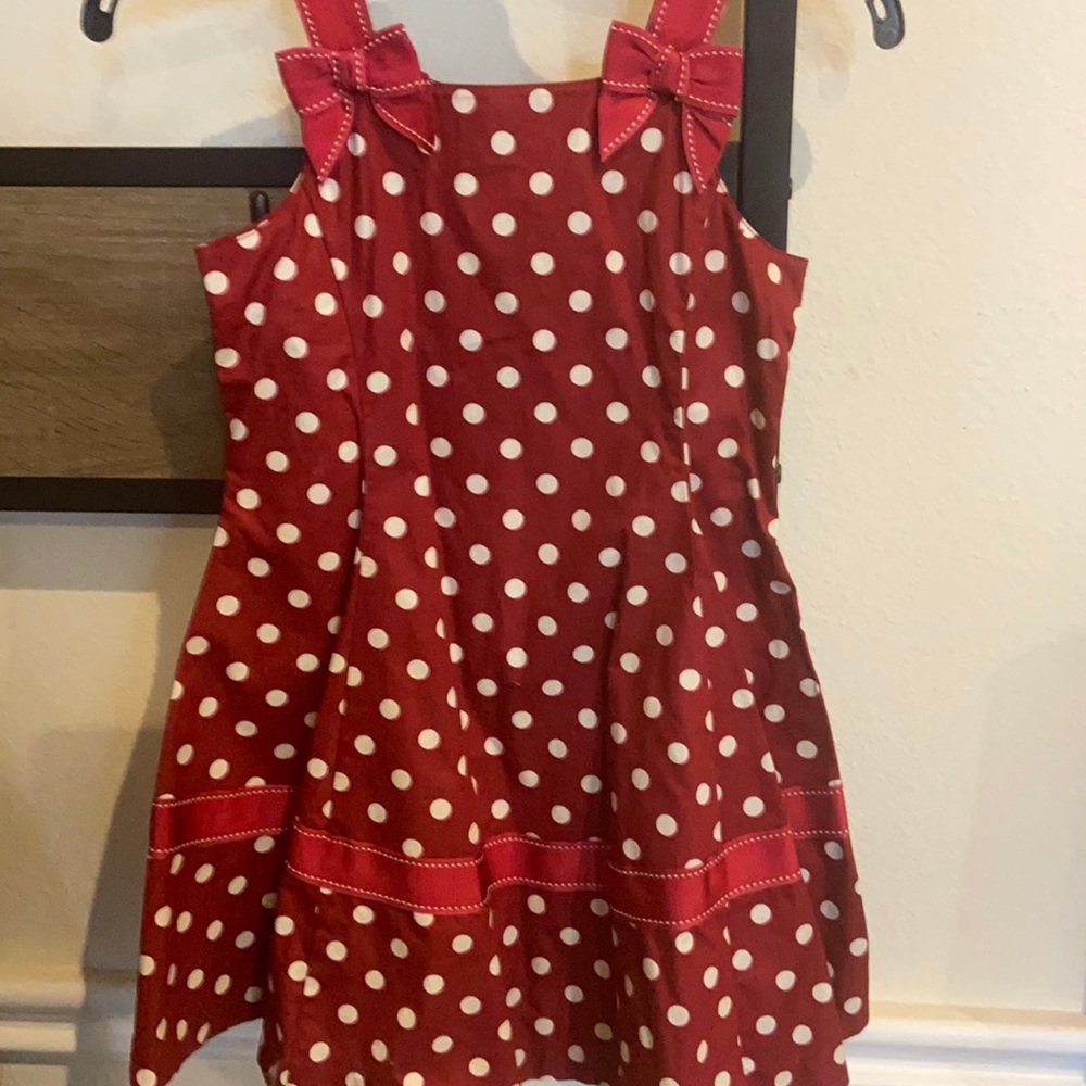 Adorable red polka dot Gymboree dress size 6